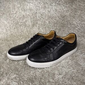 Magnanni Means Black Leather trainer  Sneakers Sz 10.5m